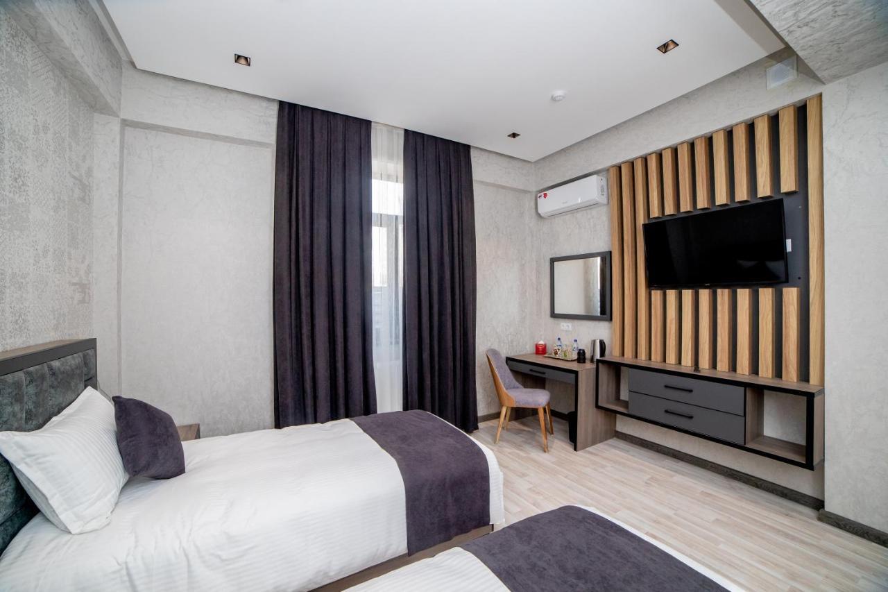 Hotel New York Tasjkent Eksteriør billede