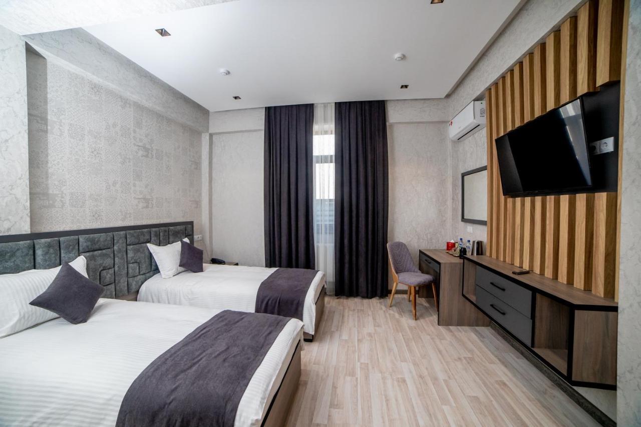 Hotel New York Tasjkent Eksteriør billede